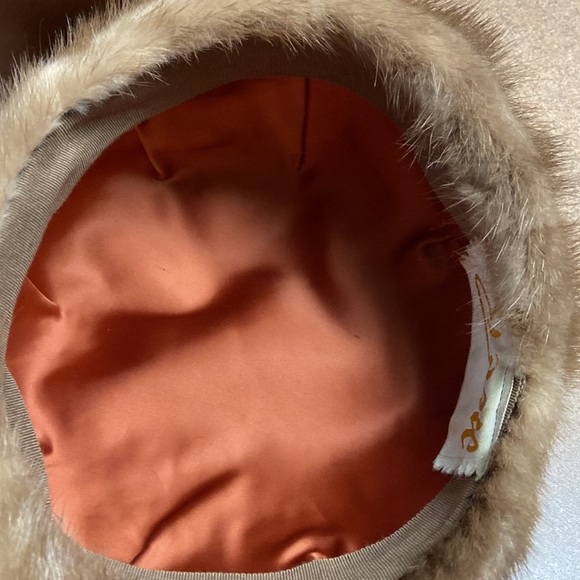 Mr.R Genuine Mink Hat - Picture 5 of 7